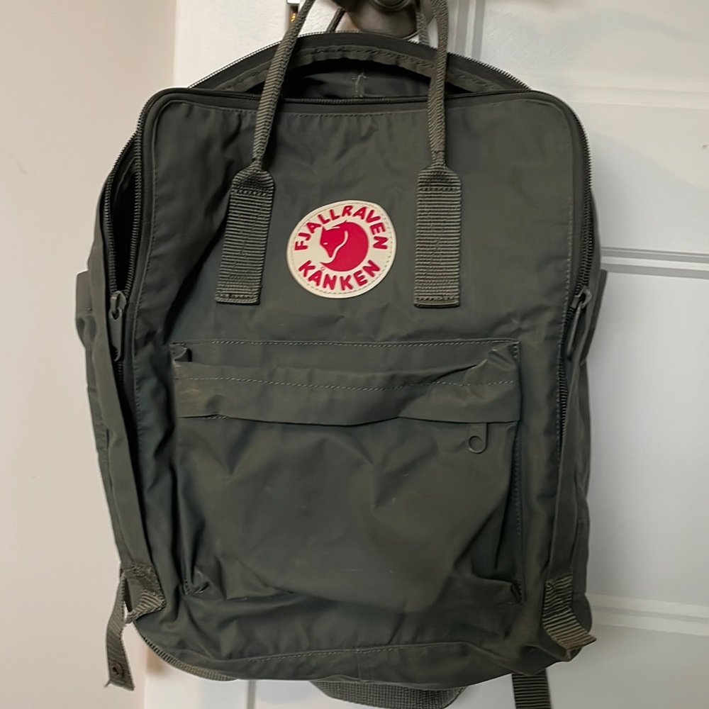 Fjallraven Kanken backpack - green